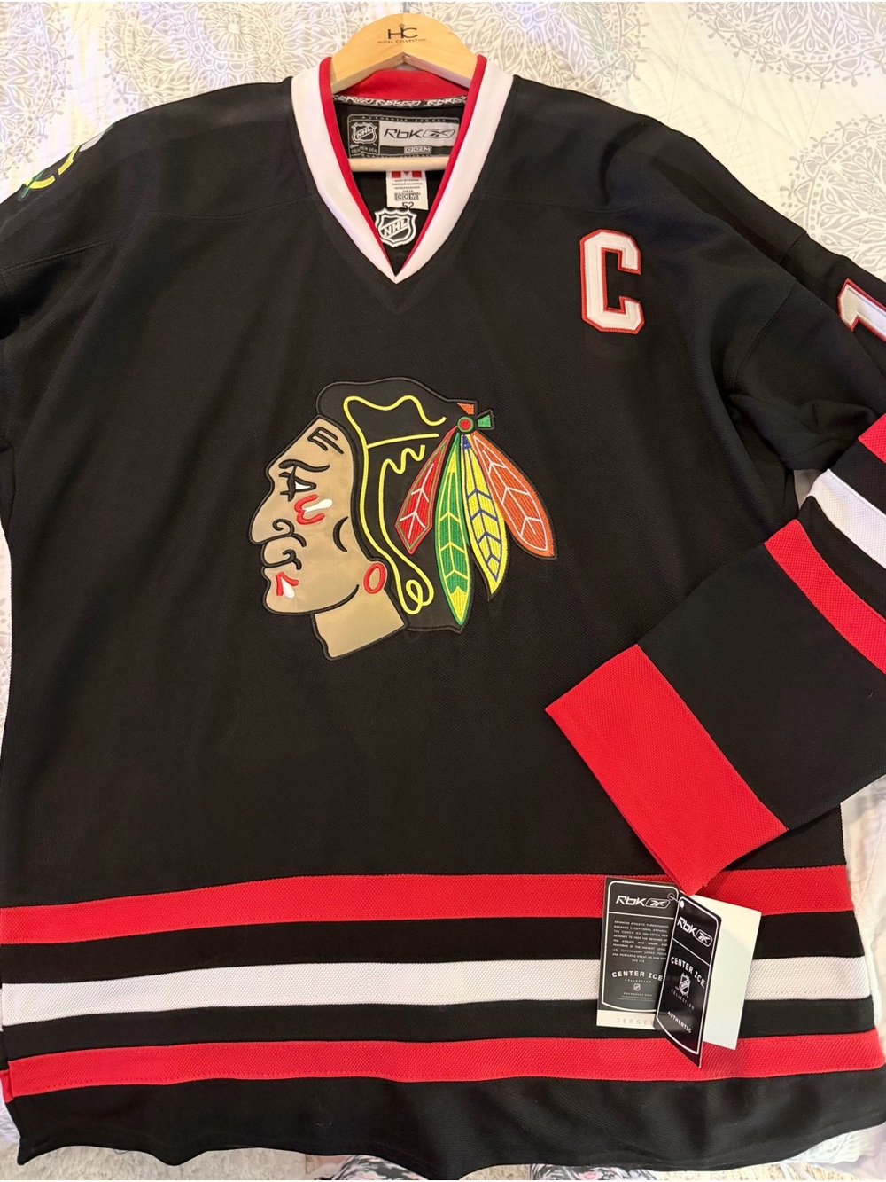 Authentic Chicago Blackhawks Jersey #19